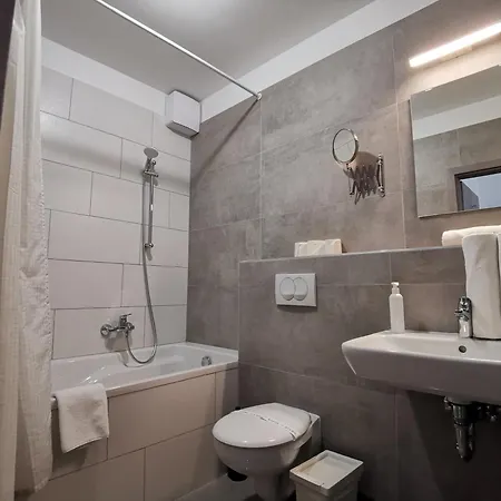 Vagabond Soho 4*