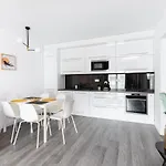Aparthotel Vagabond Soho 4*