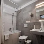 Vagabond Soho 4*